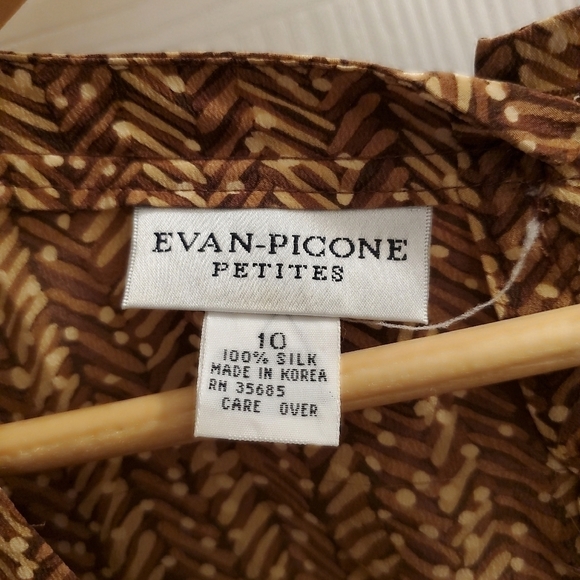 Evan Picone Petites silk s/s button-back blouse - Picture 3 of 5